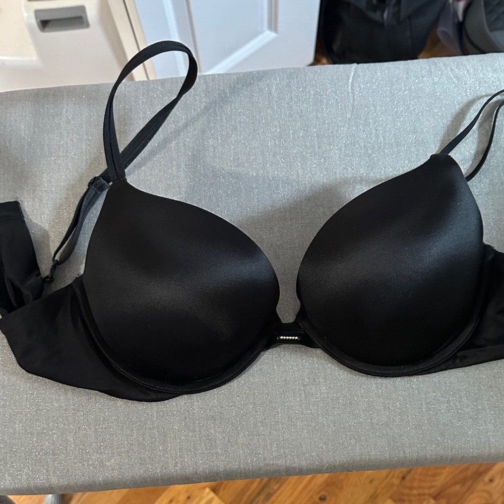Victoria's Secret Classic Black Bra